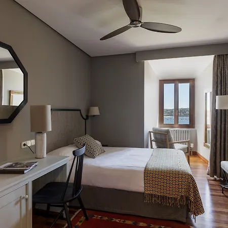 De 4* Hondarribia