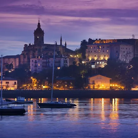 Hotel De 4*