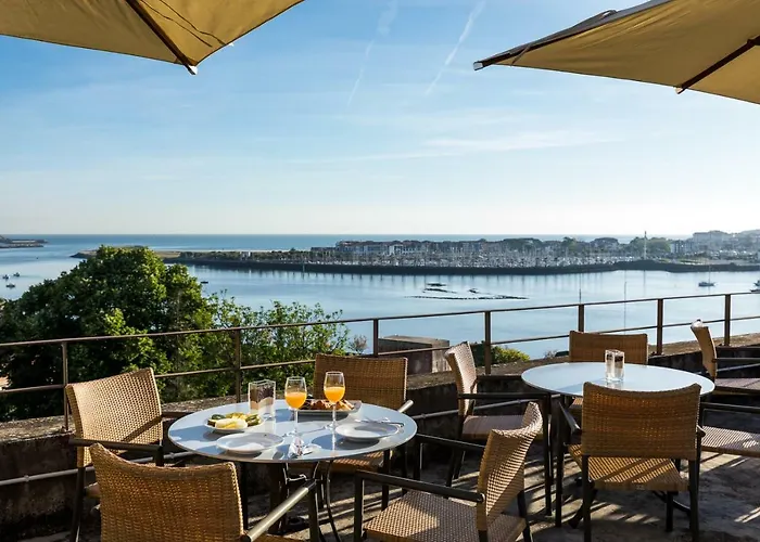 Hotel De Hondarribia