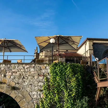 Parador De Χονδαρρίμπια